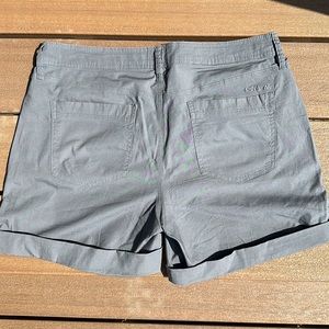 DKNY ladies shorts